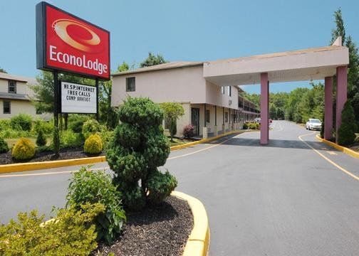Express Inn - Wall Farmingdale Bagian luar foto